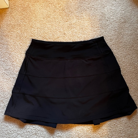 Lululemon tall size 2 tennis skirt - Picture 1 of 4